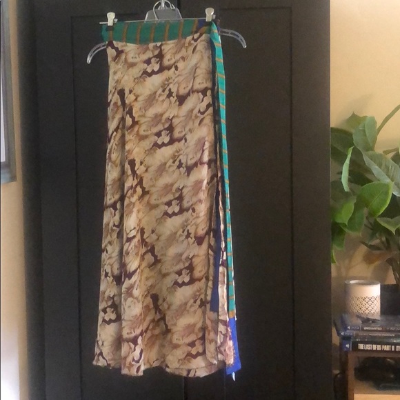 Wrap around tie sari boho convertible skirt NWOT - Picture 2 of 11